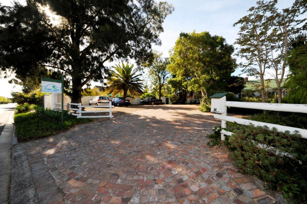 Somer Place B&B Somerset West Exterior photo