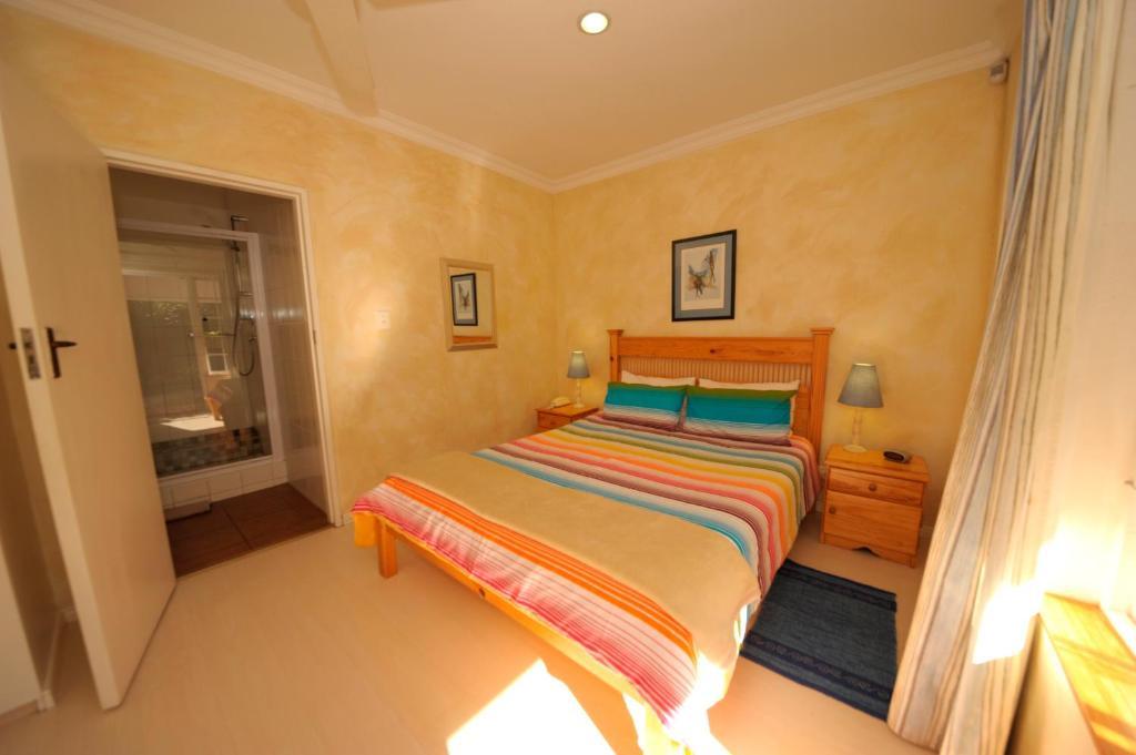 Somer Place B&B Somerset West Exterior photo